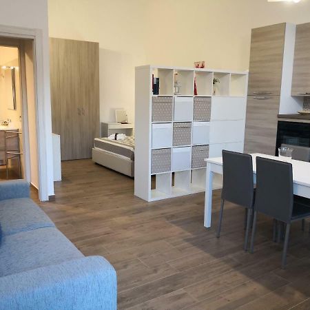 Tiny House Naxos Hotel Giardini Naxos Ngoại thất bức ảnh